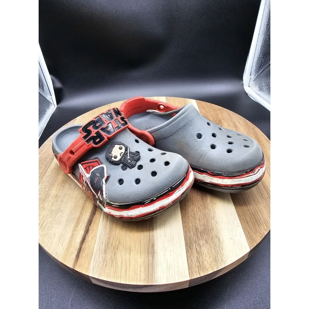 Crocs Star Wars Kylo Ren Villain Kids Size C10/11 Gray Slip On Mule Clog Sandals